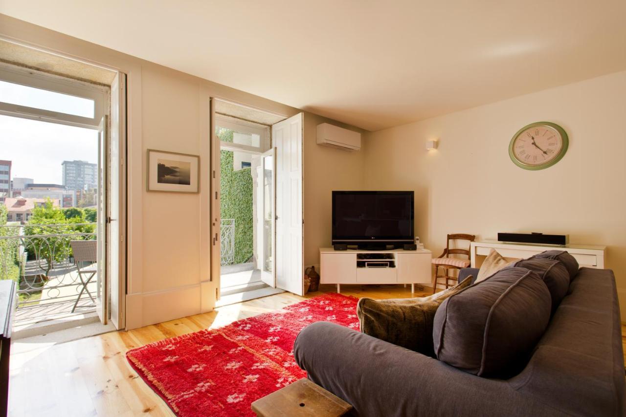 Boutique Rentals- Hidden Garden Porto'S Downtown Екстериор снимка